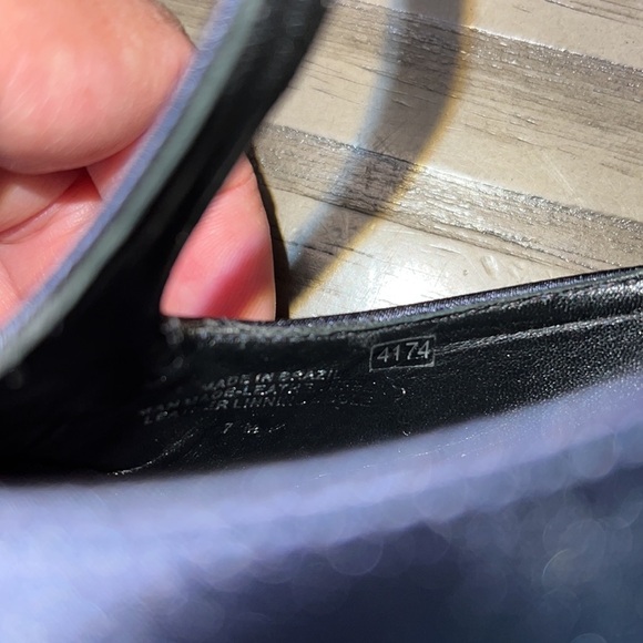 TORY BURCH ROUND TOE MANDY T-STRAP HIGH HEELS SIZE 7 - Picture 16 of 16